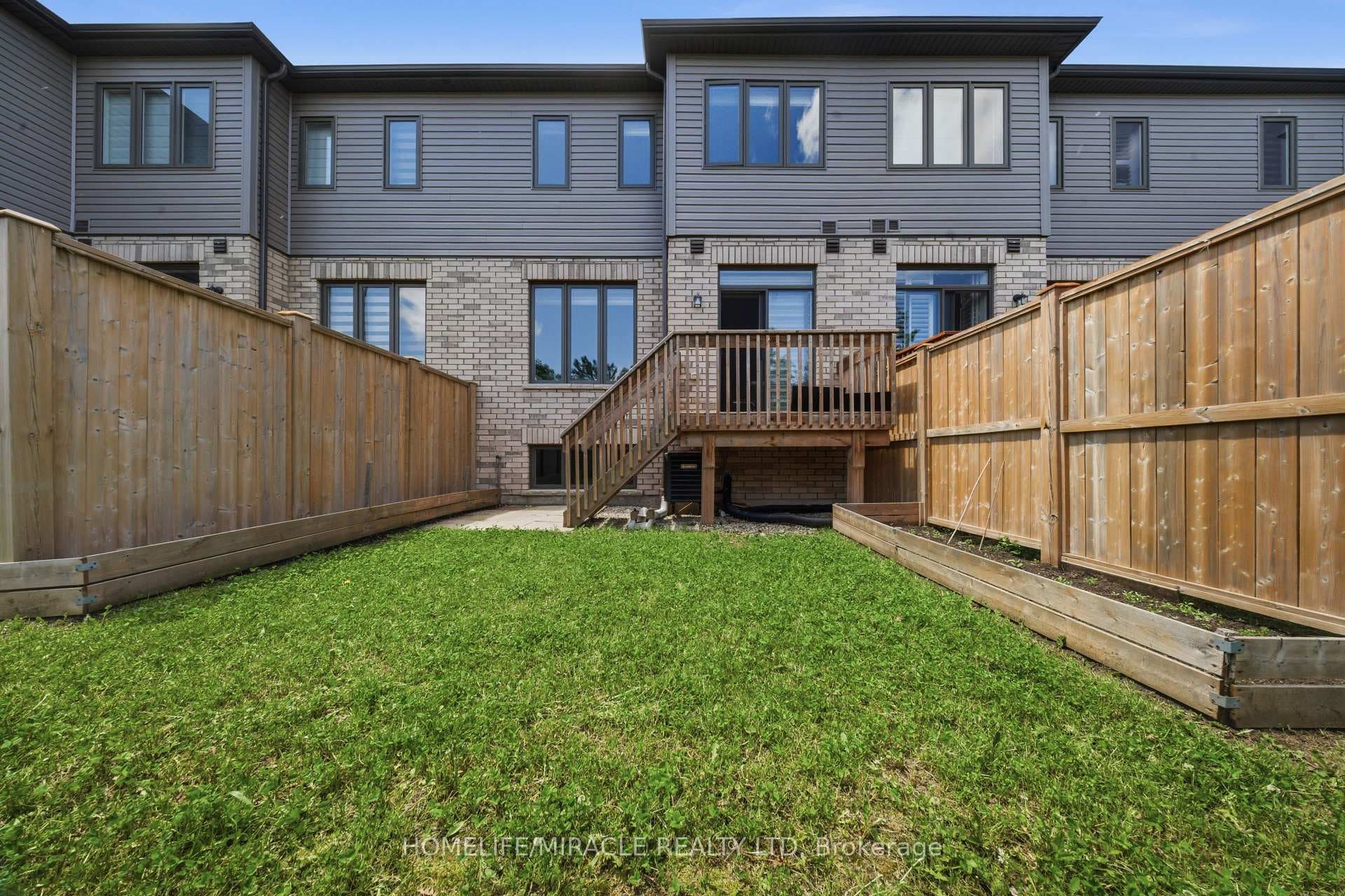 166 DEERPATH Drive Unit 32 photo 21