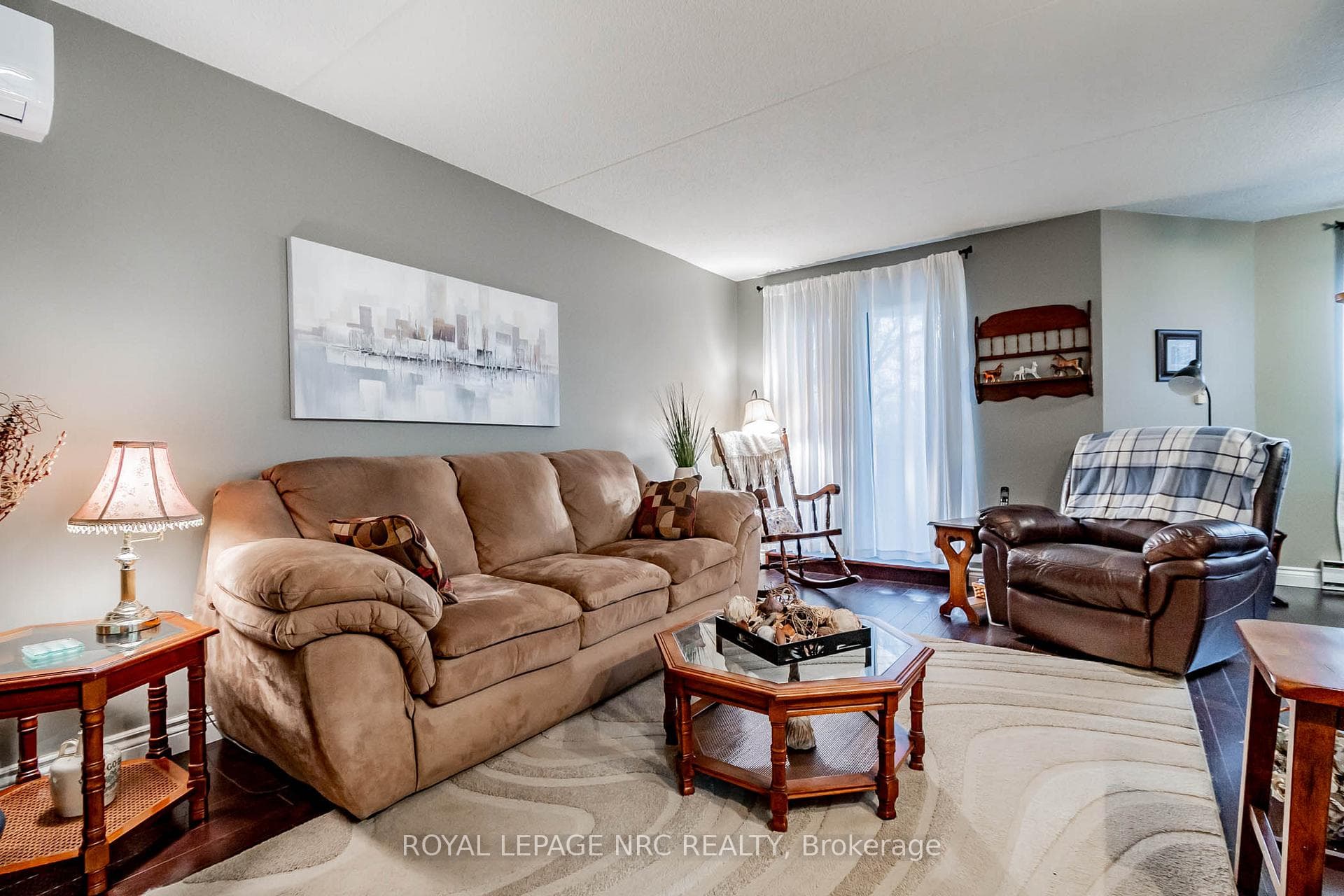 4658 Drummond Road Unit 230 photo 6