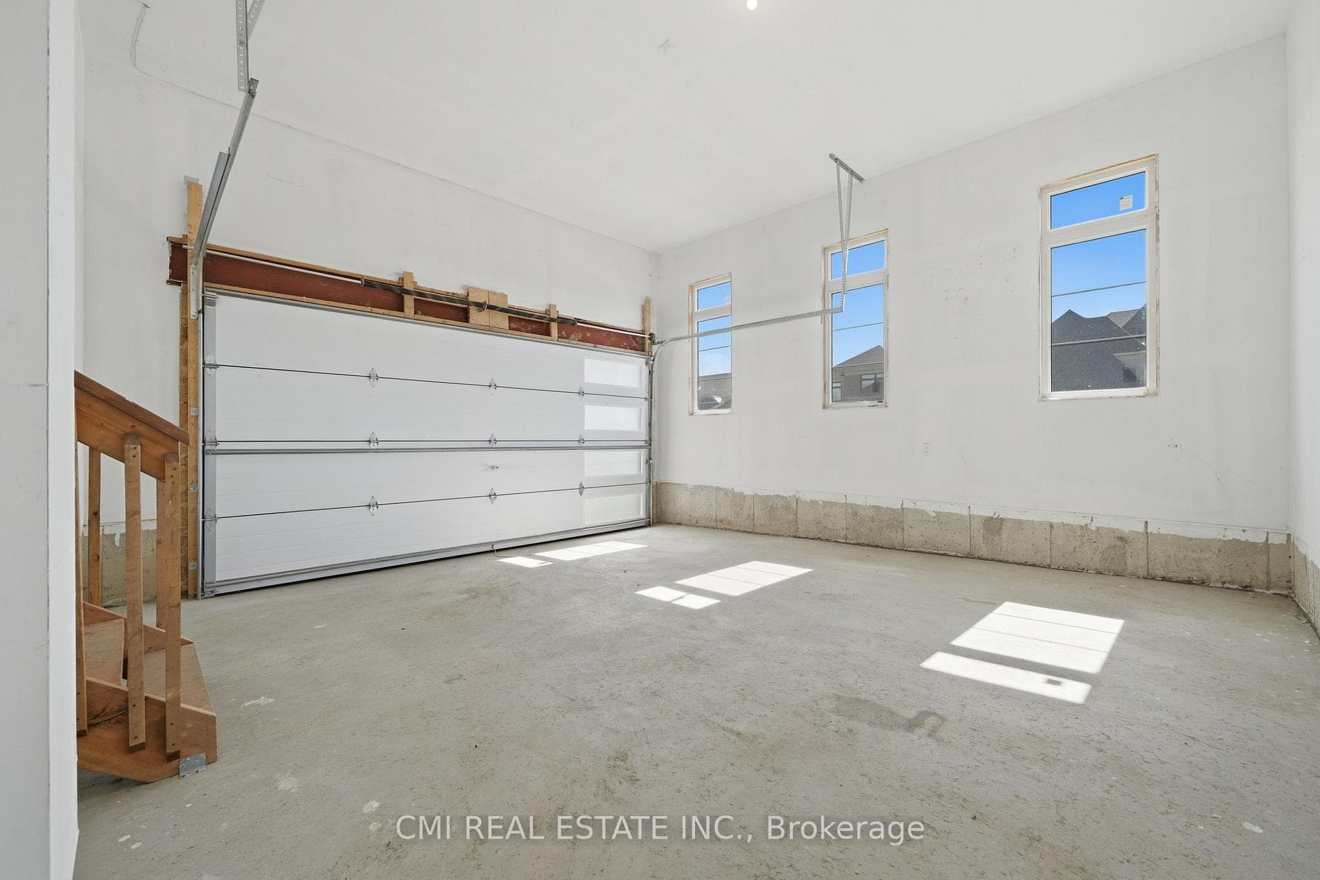 25 Bellflower Crescent photo 38