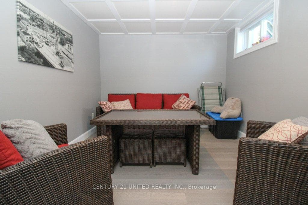 416 Gifford Drive photo 25