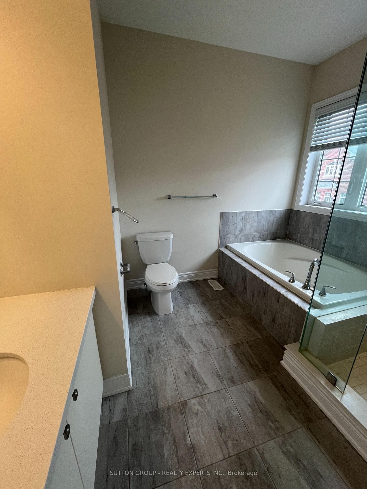 89 Morningside Drive photo 16