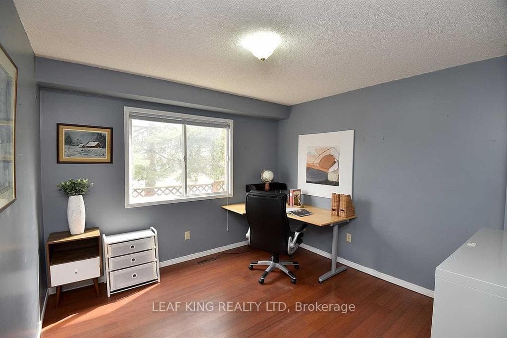 102 Huntingwood Avenue photo 7