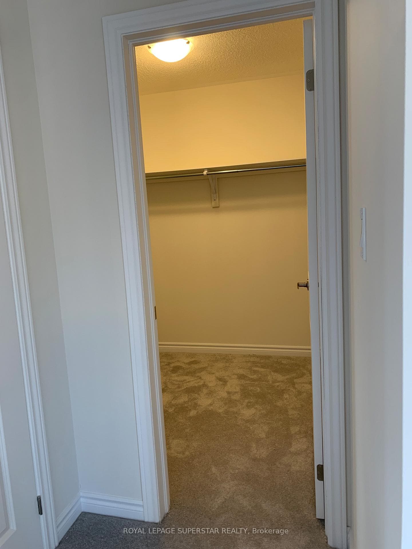 49 Eberhardt Drive photo 17