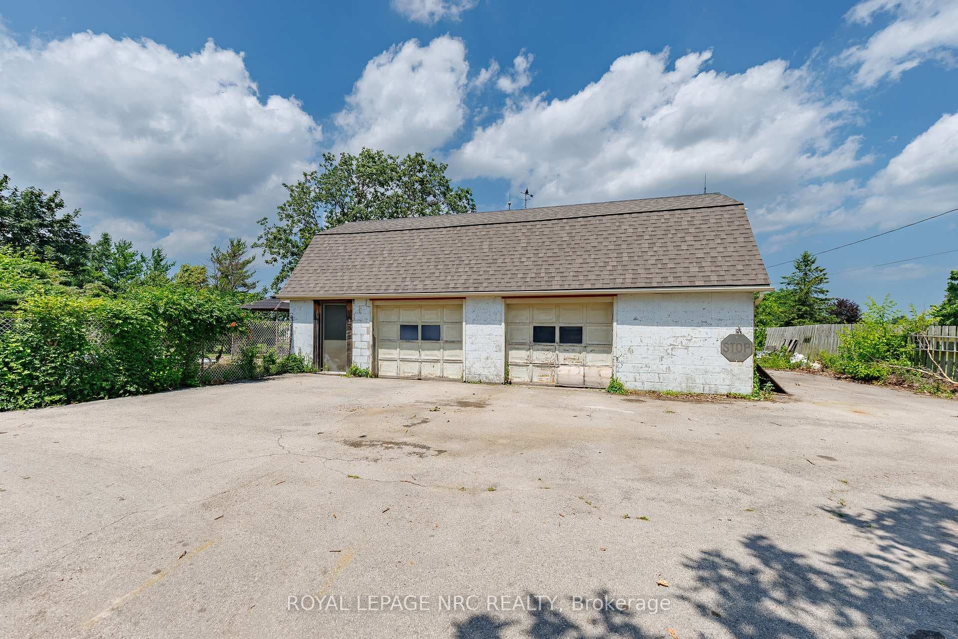 Garage and Barn/workshop