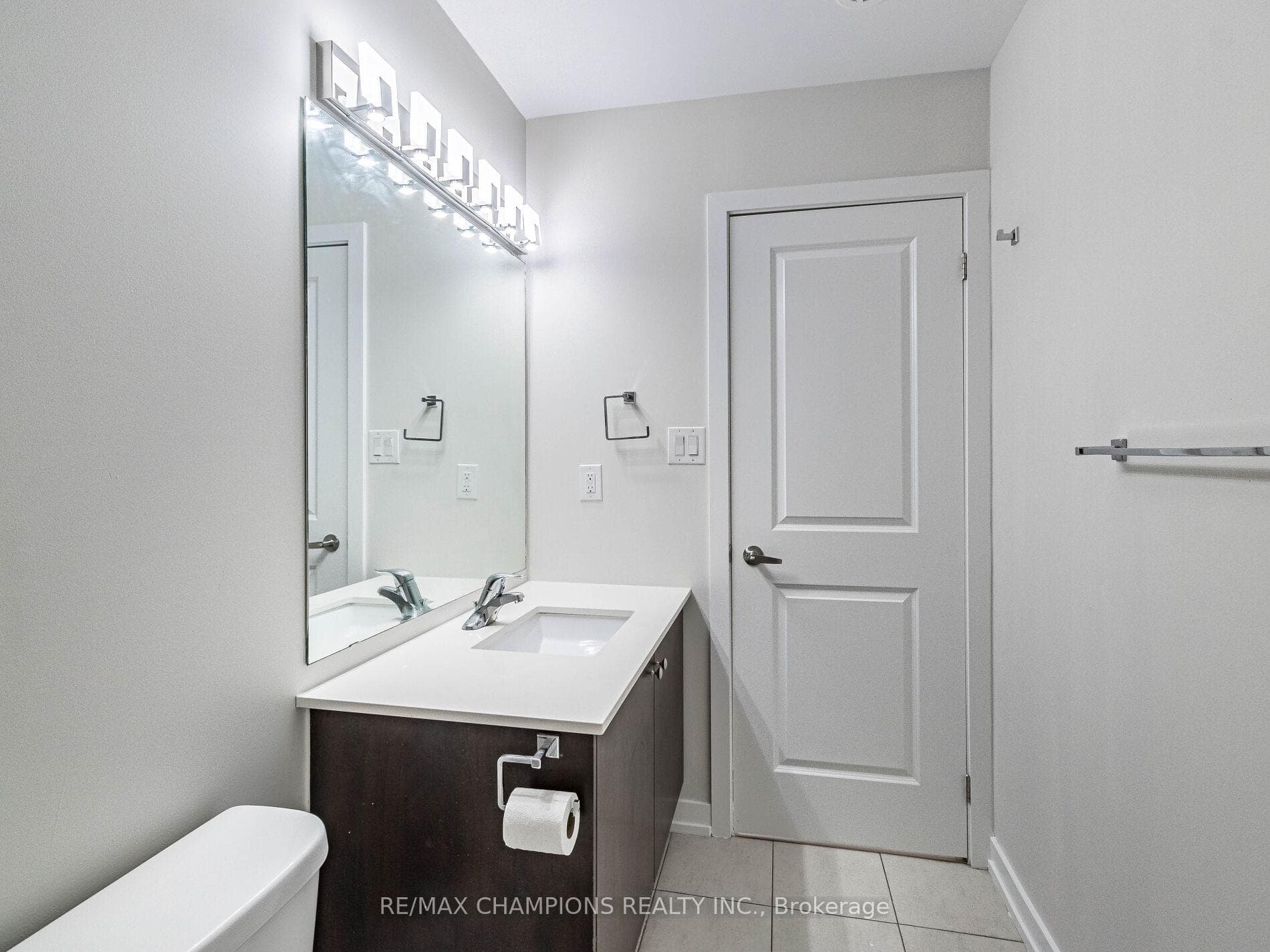 6 Hearne Street photo 21