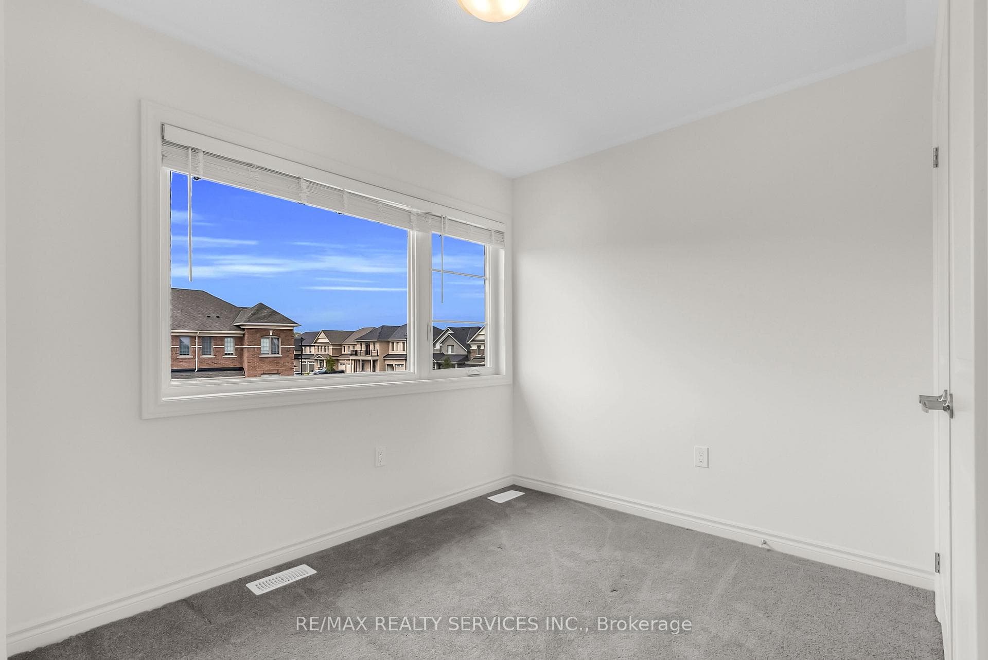 87 Prest Way photo 36