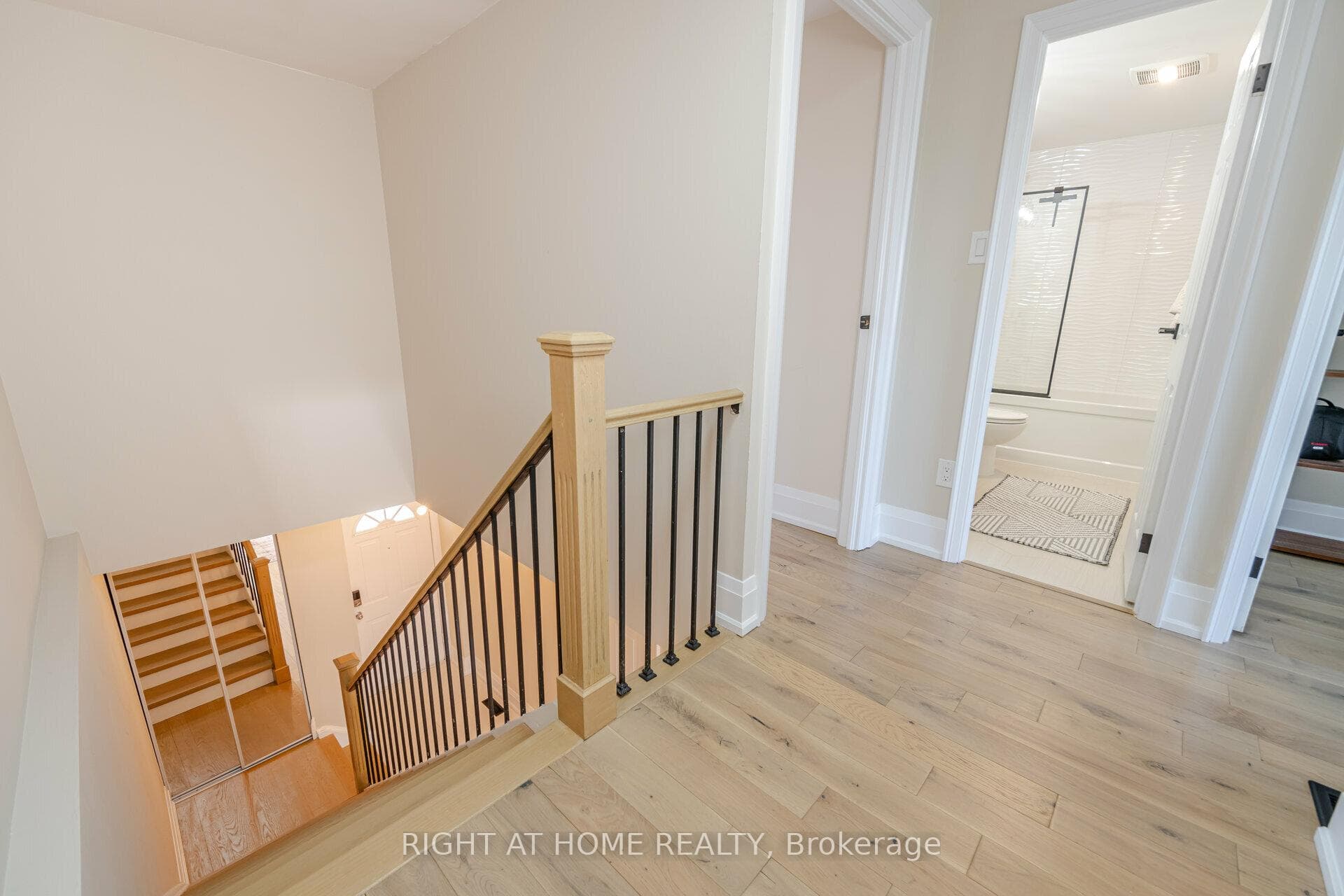 1516 Lancaster Drive Unit 1 photo 17