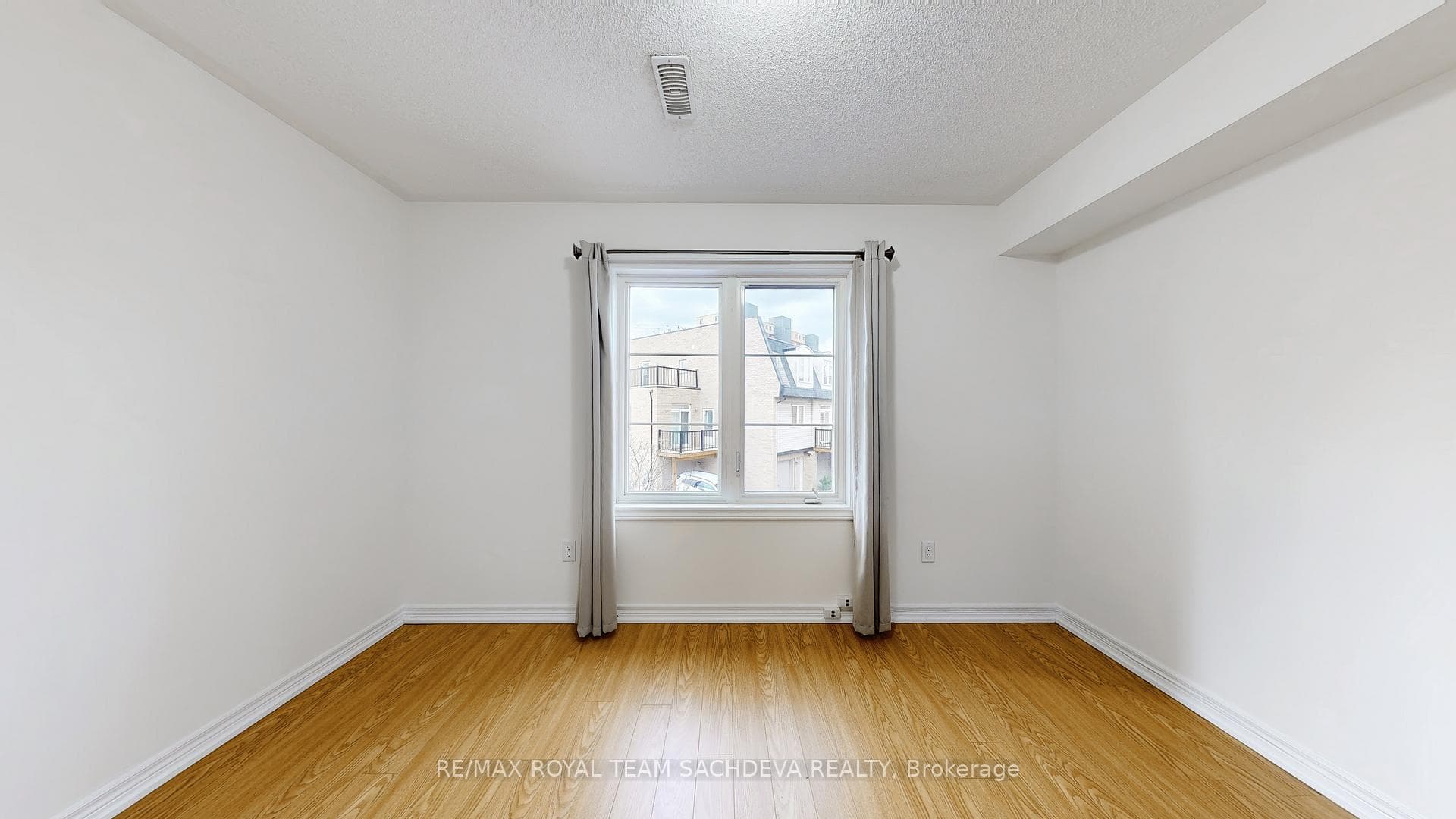 4262 Kingston Road Unit Upper photo 15