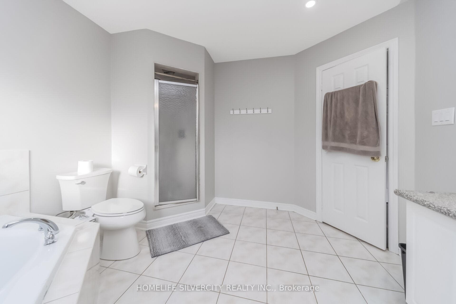 26 Bissell Drive photo 28