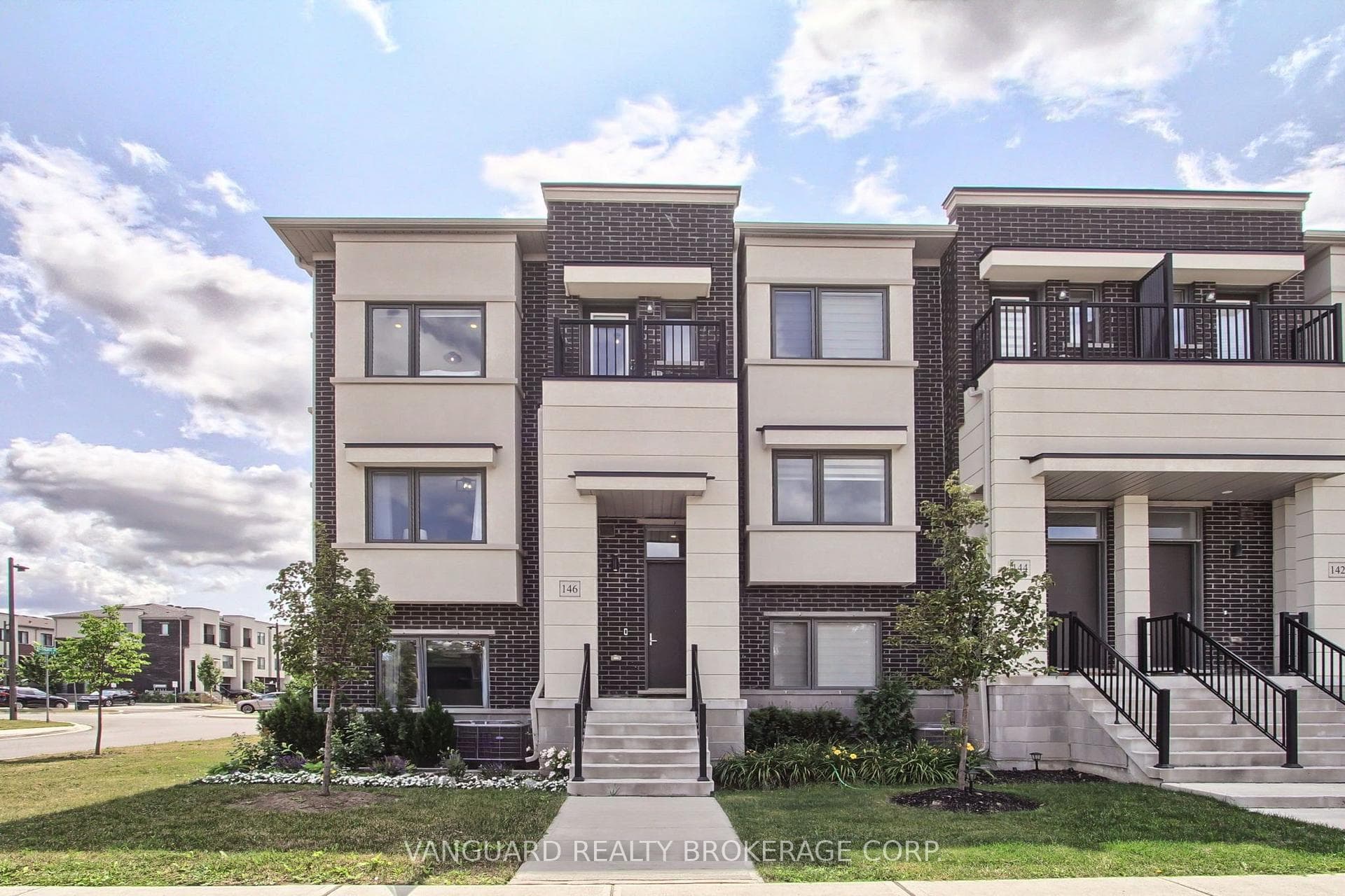 146 Landsbridge Street photo 1