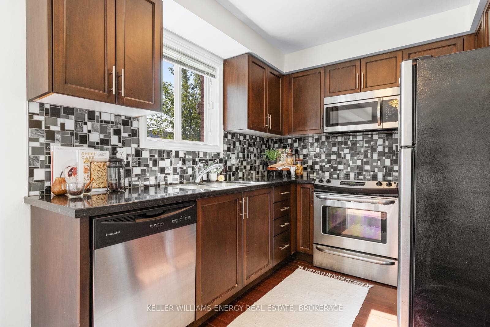 2686 Trulls Road photo 13