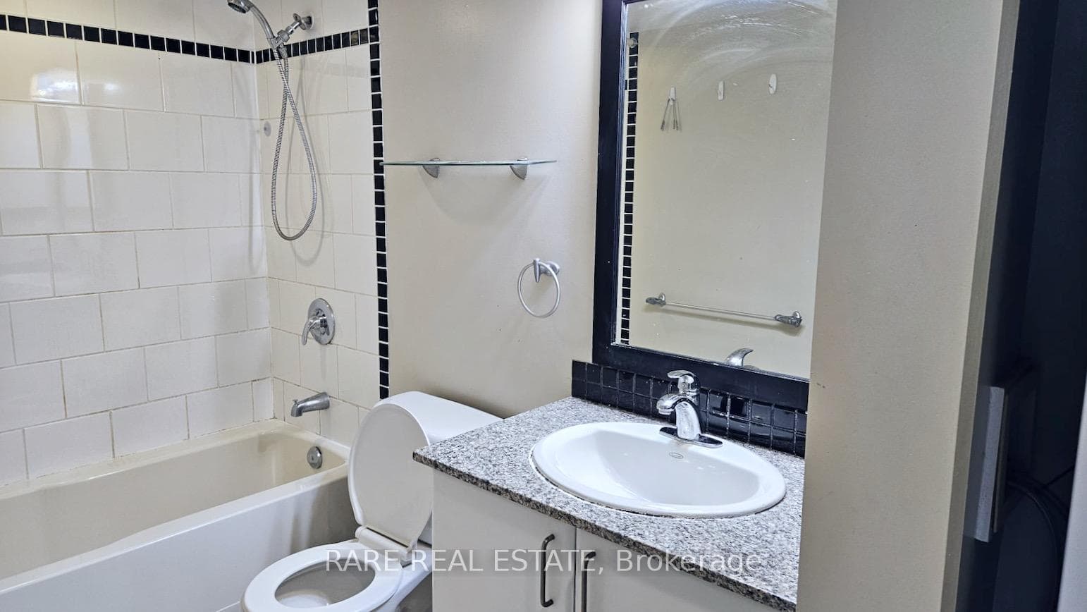 33 Sheppard Avenue Unit 1112 photo 6