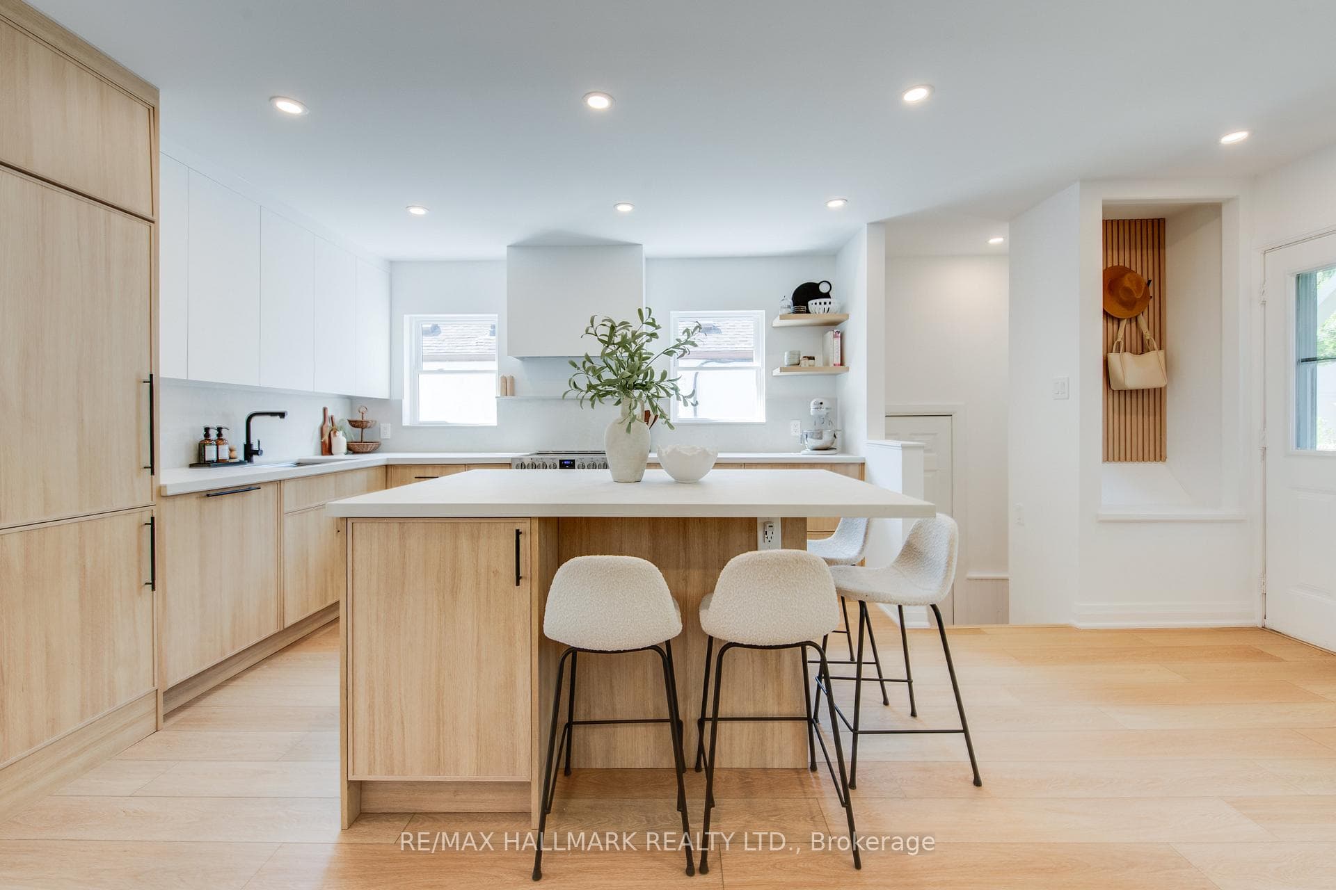 145 Dunington Drive photo 6