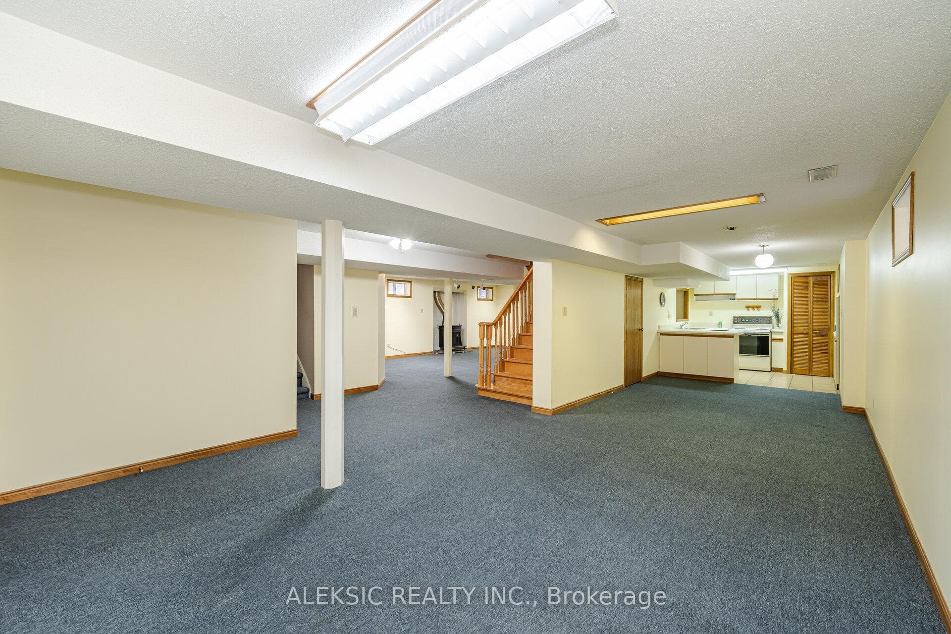 37 Blaine Court photo 34