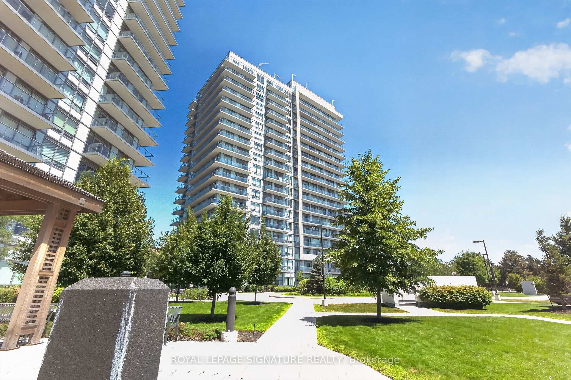 4699 Glen Erin Drive Unit 1504 photo 2