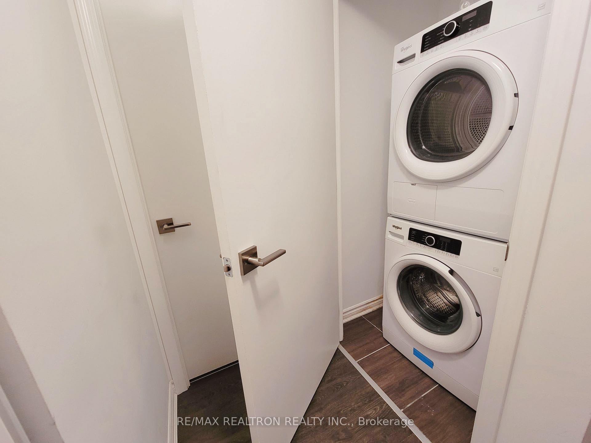 1 Falaise Road Unit 203 photo 9