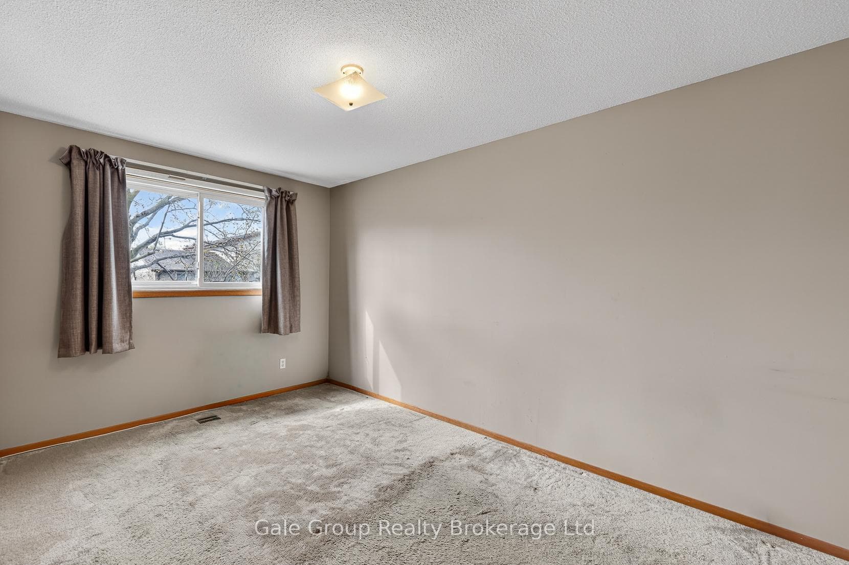111 Chippewa Avenue photo 17