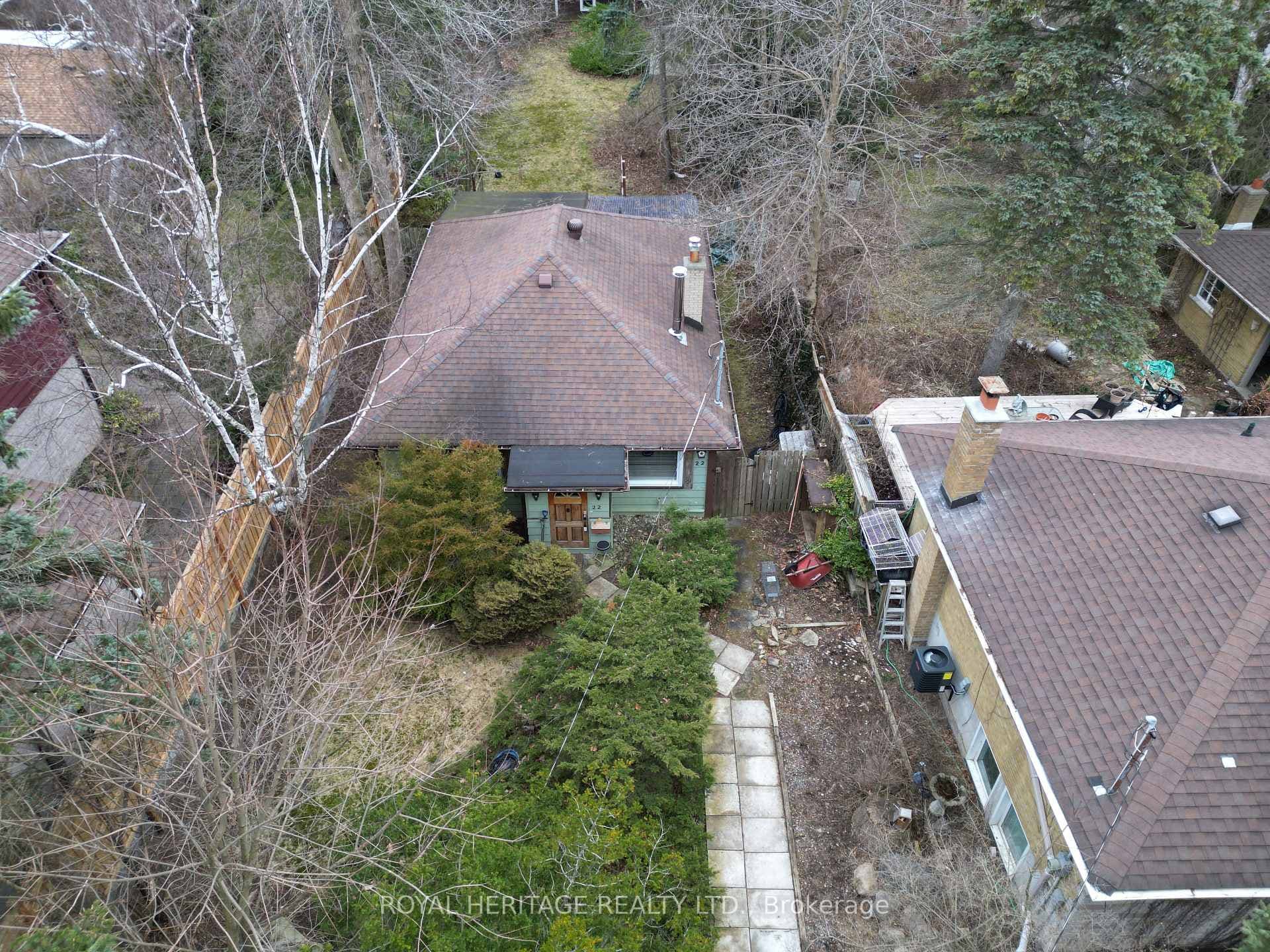 22 Poplar Road photo 2