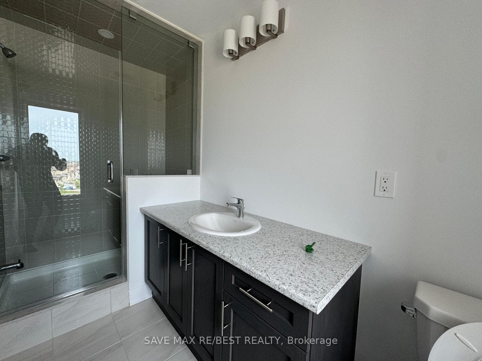 182 Lageer Drive photo 18