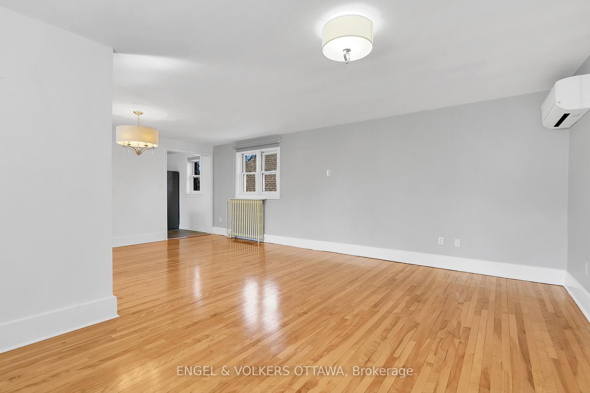 160 Crichton Street Unit A photo 6