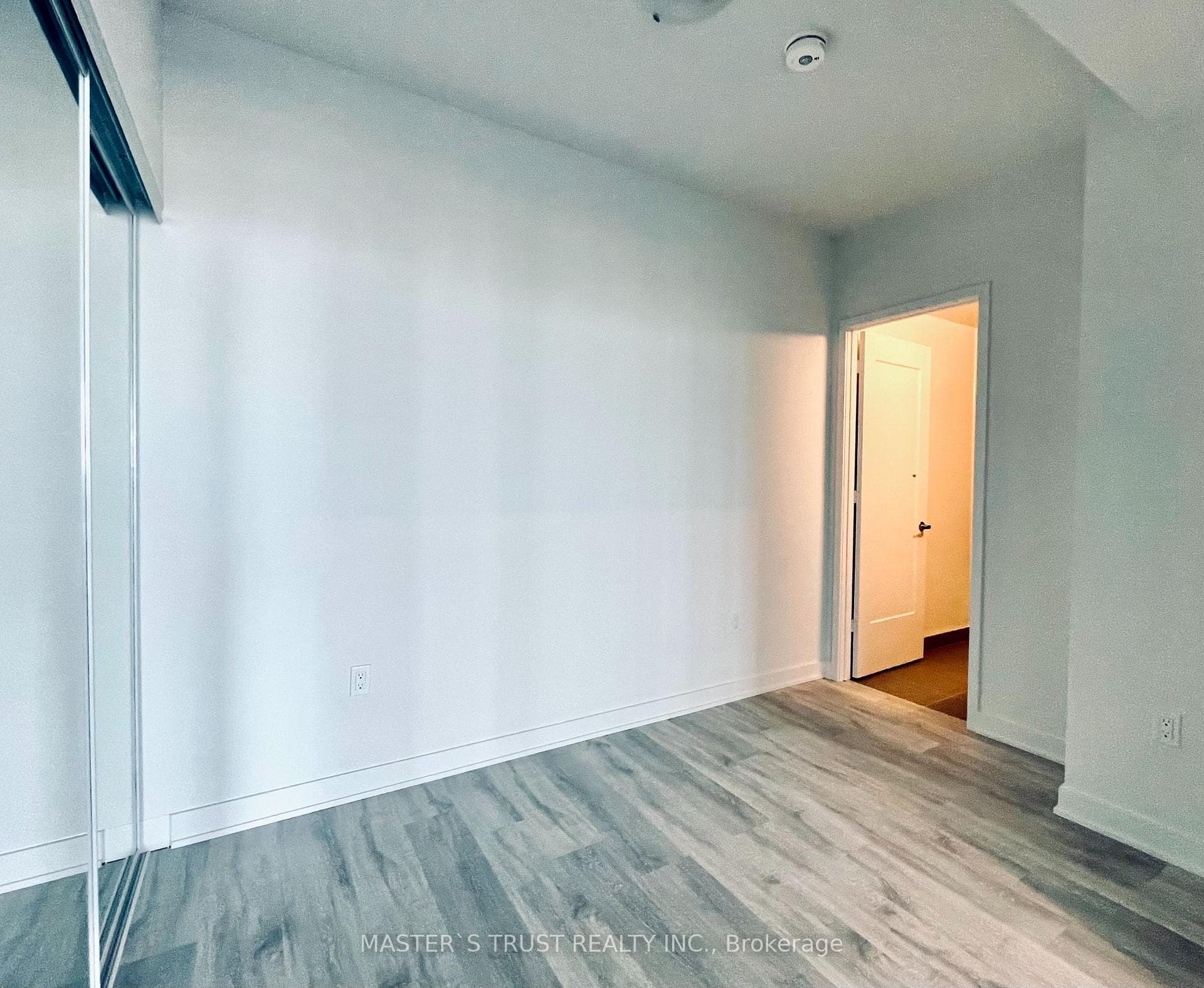 70 Princess Street Unit 2806 photo 18