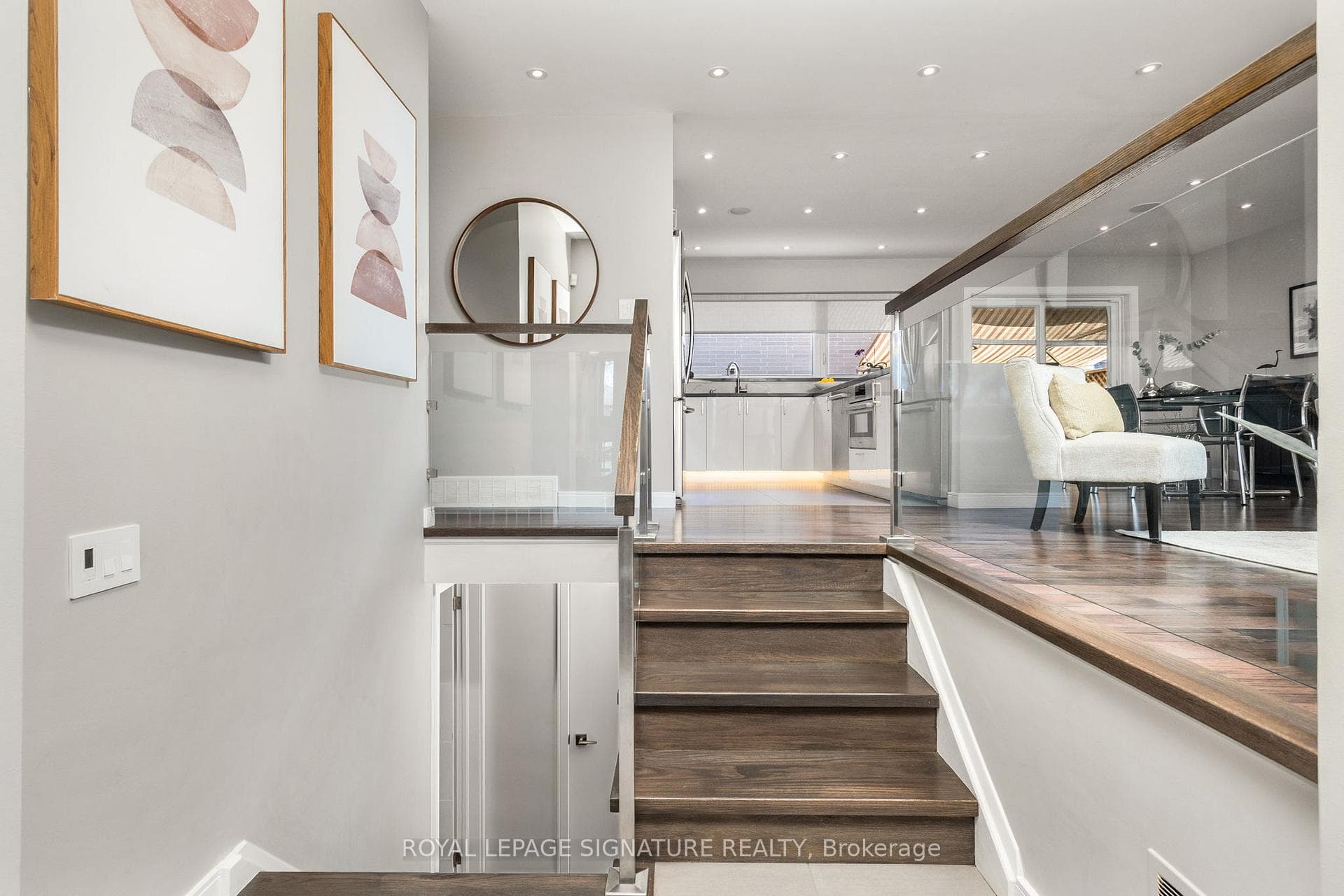 30 Pitcairn Crescent photo 20