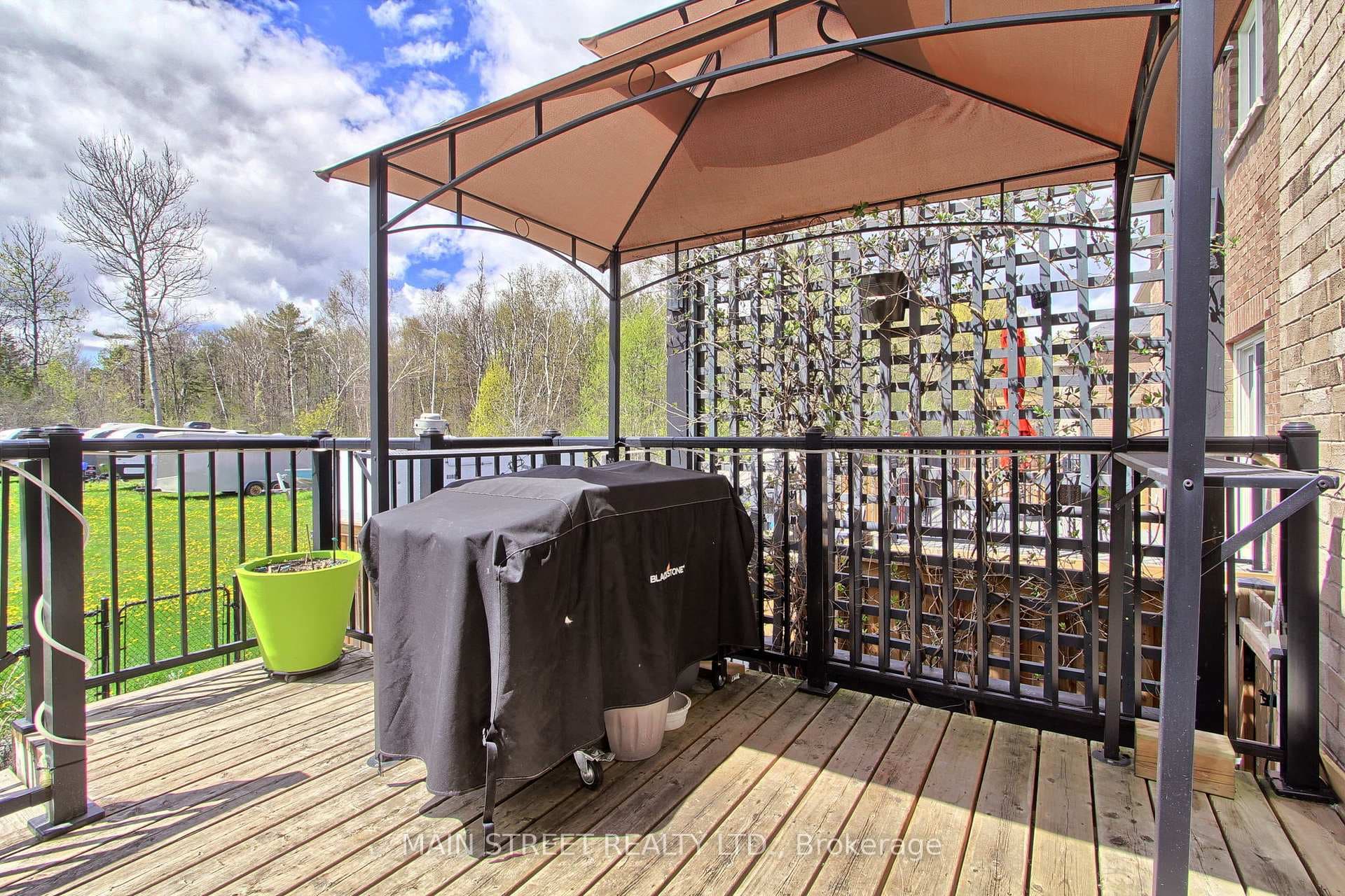42 Prosser Crescent photo 31