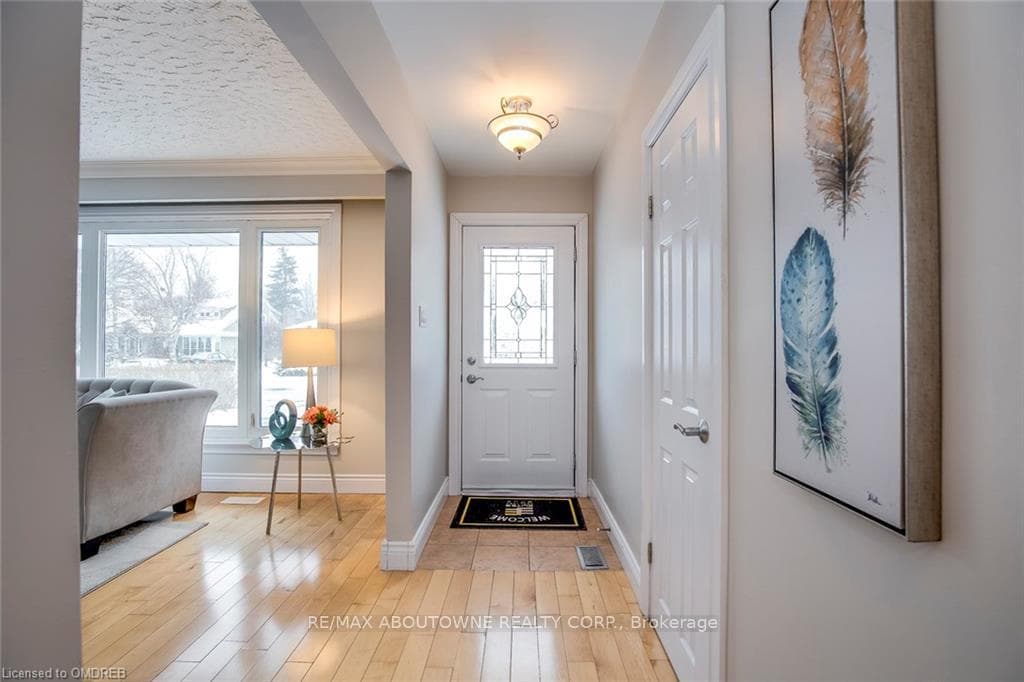 2110 Duncan Road photo 2
