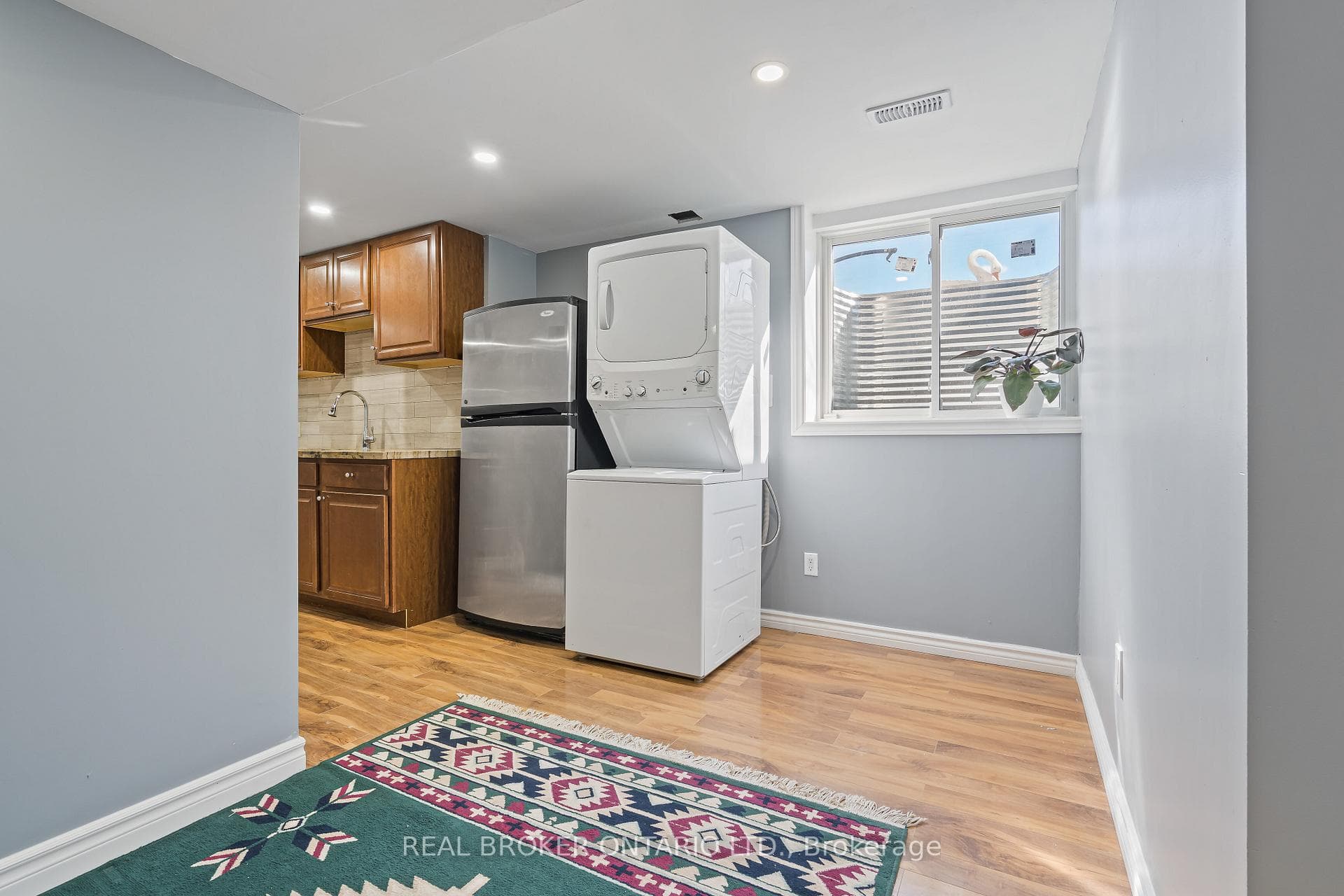 210 Miller Drive photo 4