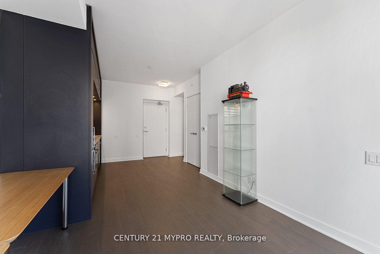 15 Grenville Street Unit 1007 photo 11