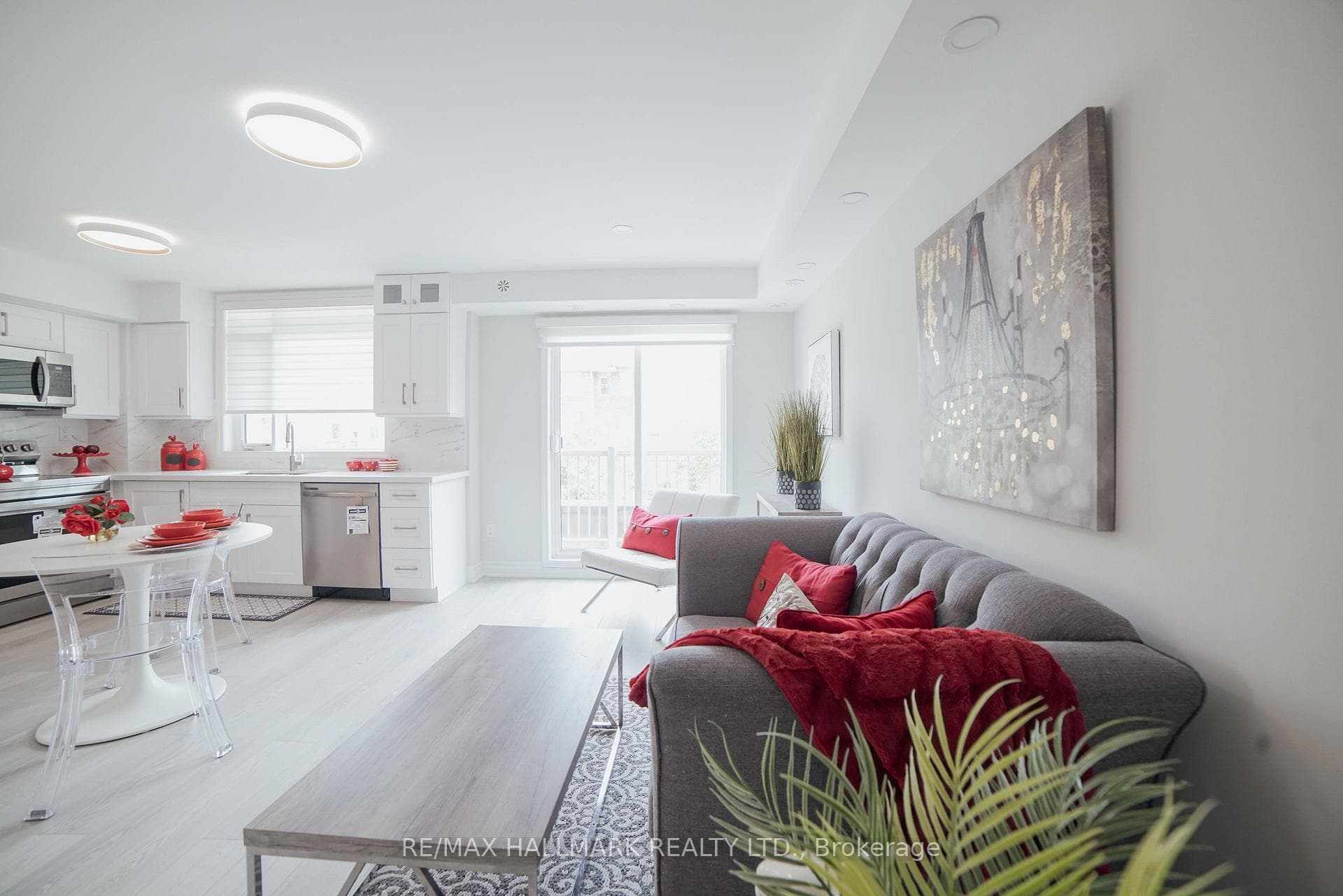 90 Orchid Place Drive Unit 301 photo 3