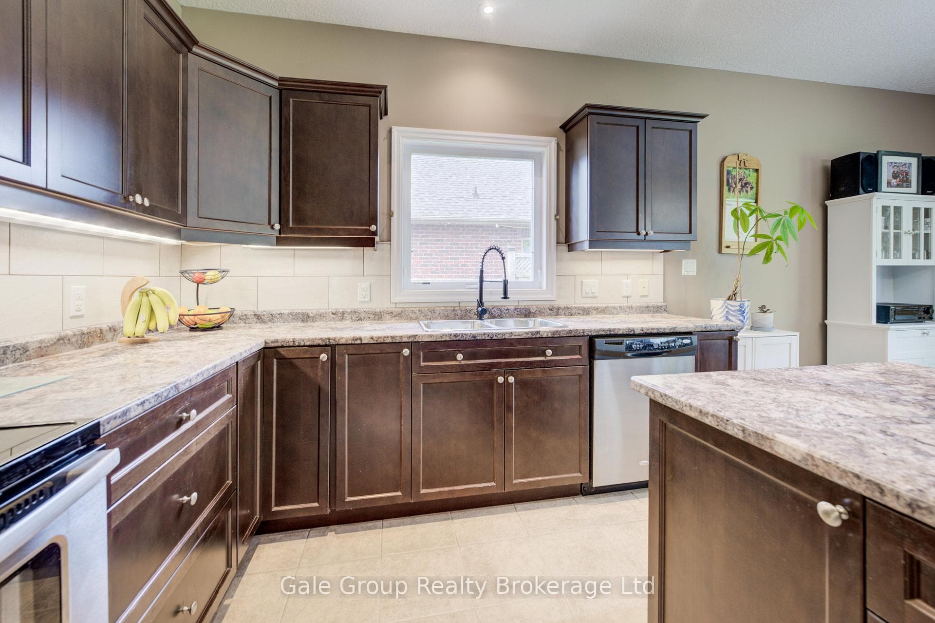 47 Graydon Drive photo 15