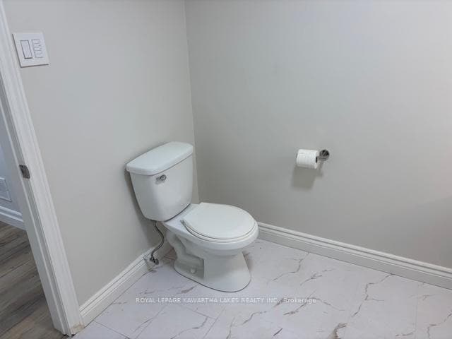 1042 Skyline Road Unit Lower photo 11