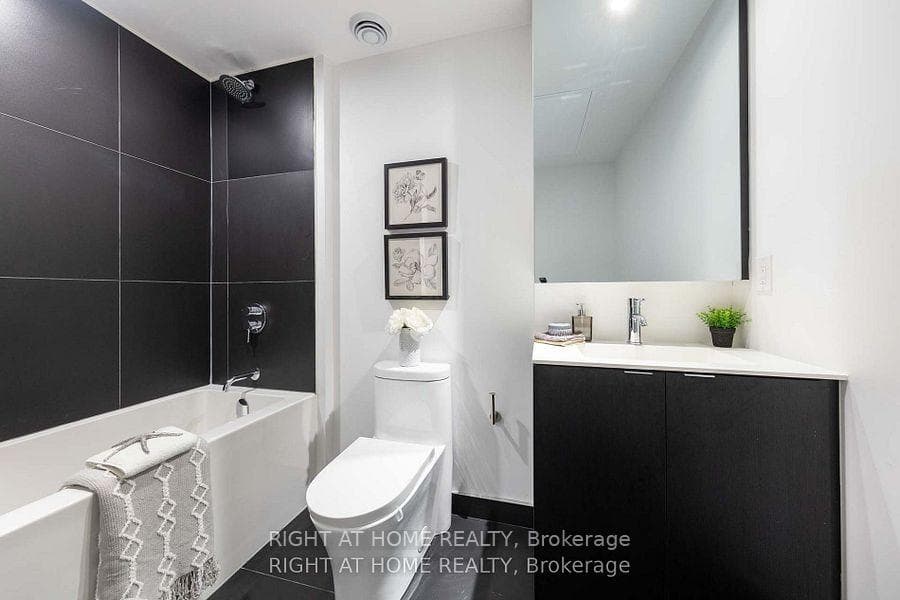 20 Edward Street Unit 1303 photo 14