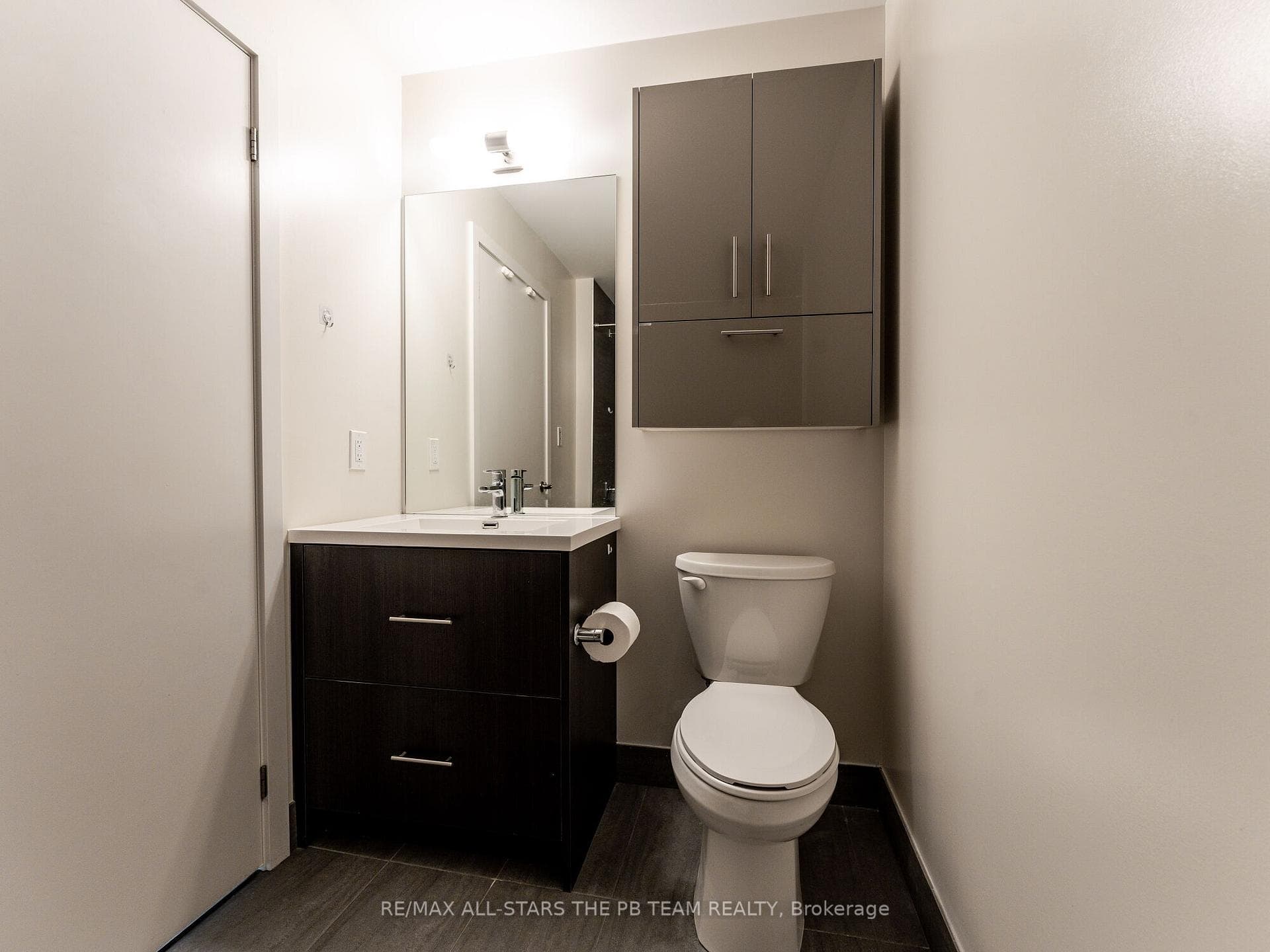 188 Fairview Mall Drive Unit 1512 photo 21