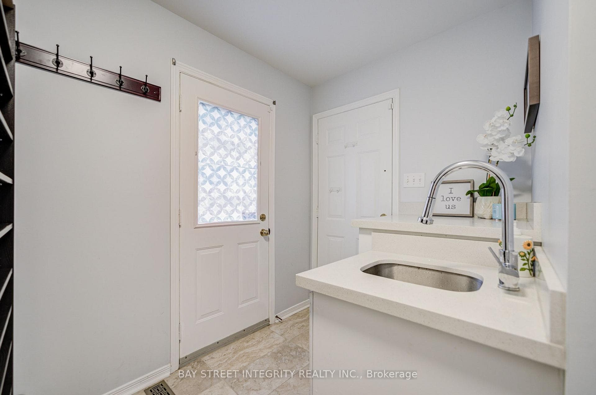 753 College Manor Drive photo 21