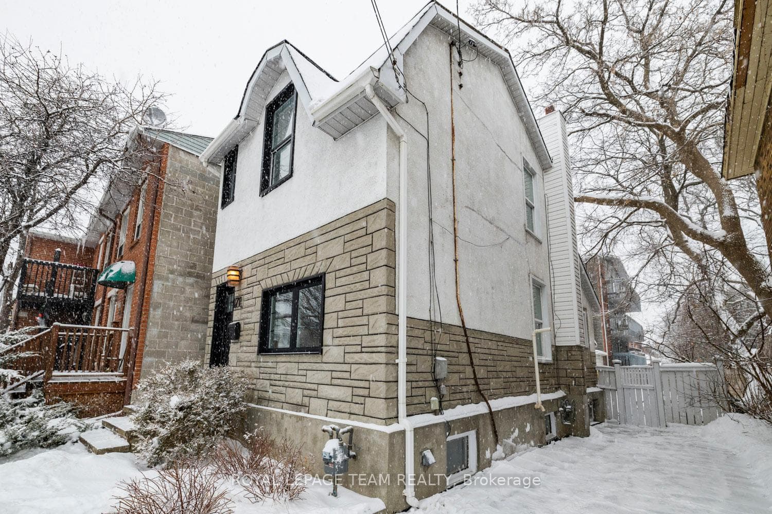 471 PARKDALE Avenue photo 4