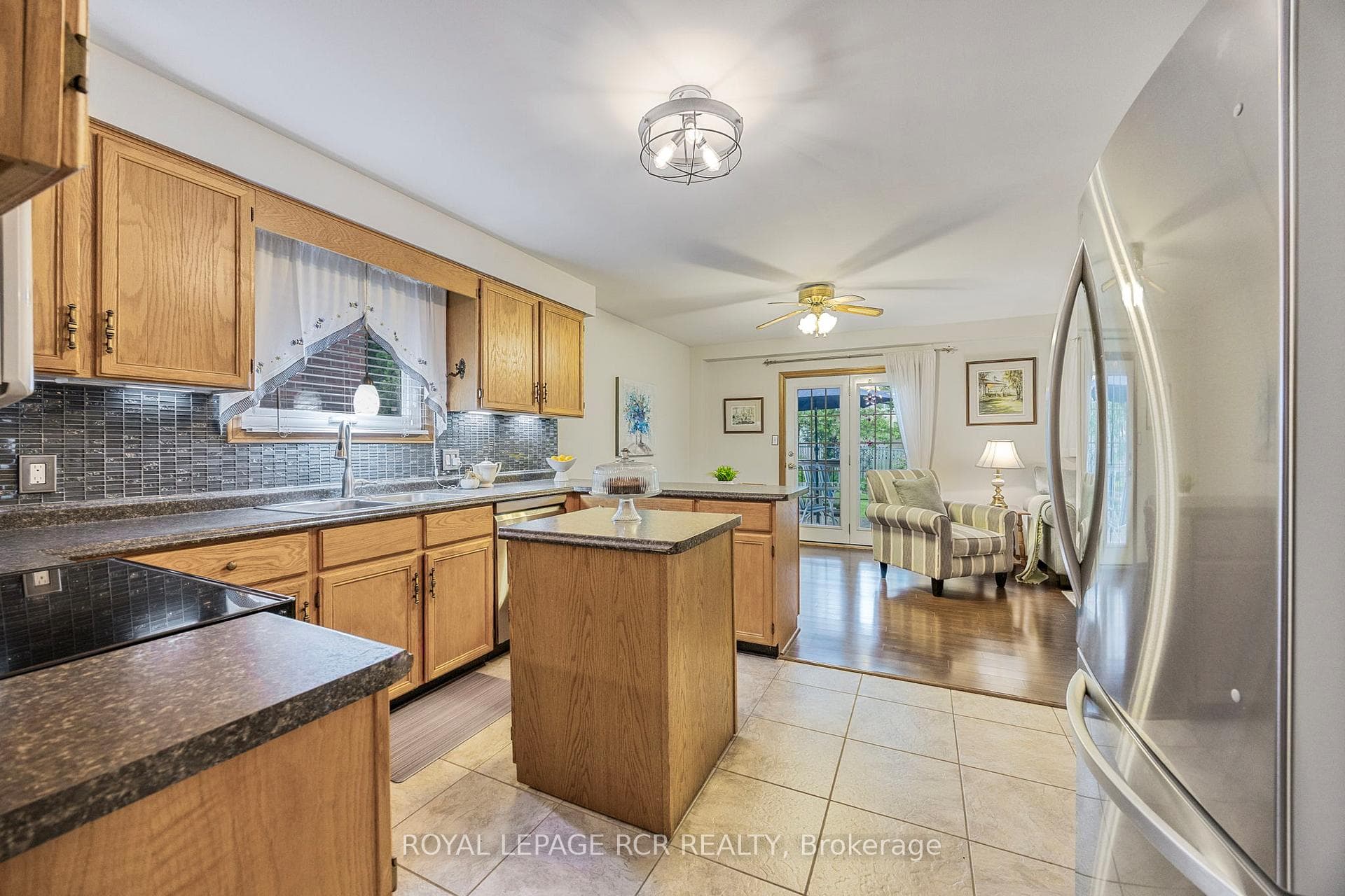 39 Passmore Avenue photo 7
