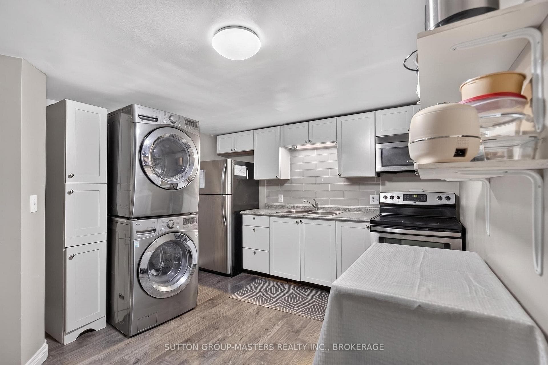 380 Barrie Street photo 24
