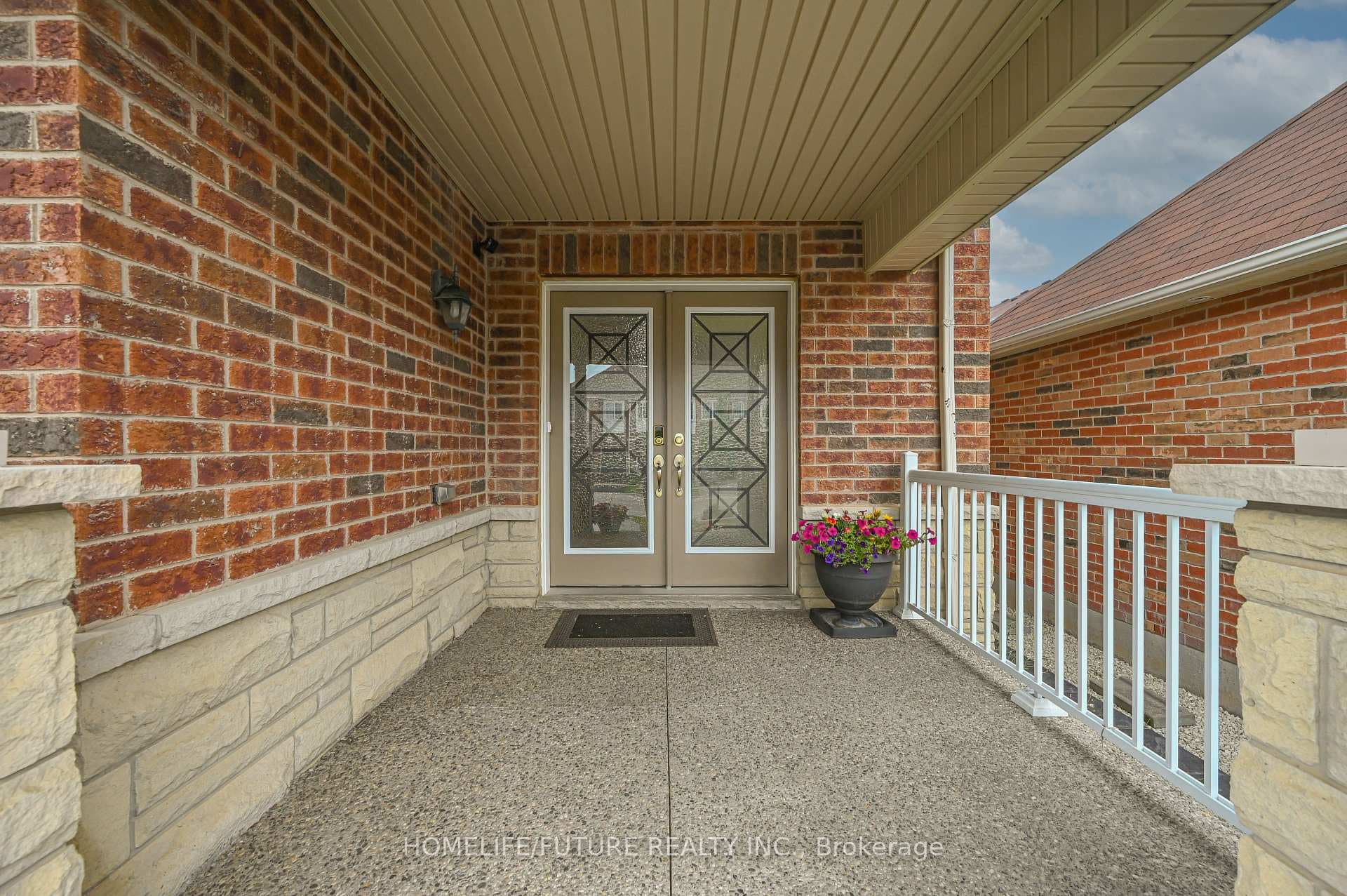 63 Sky Harbour Drive photo 6