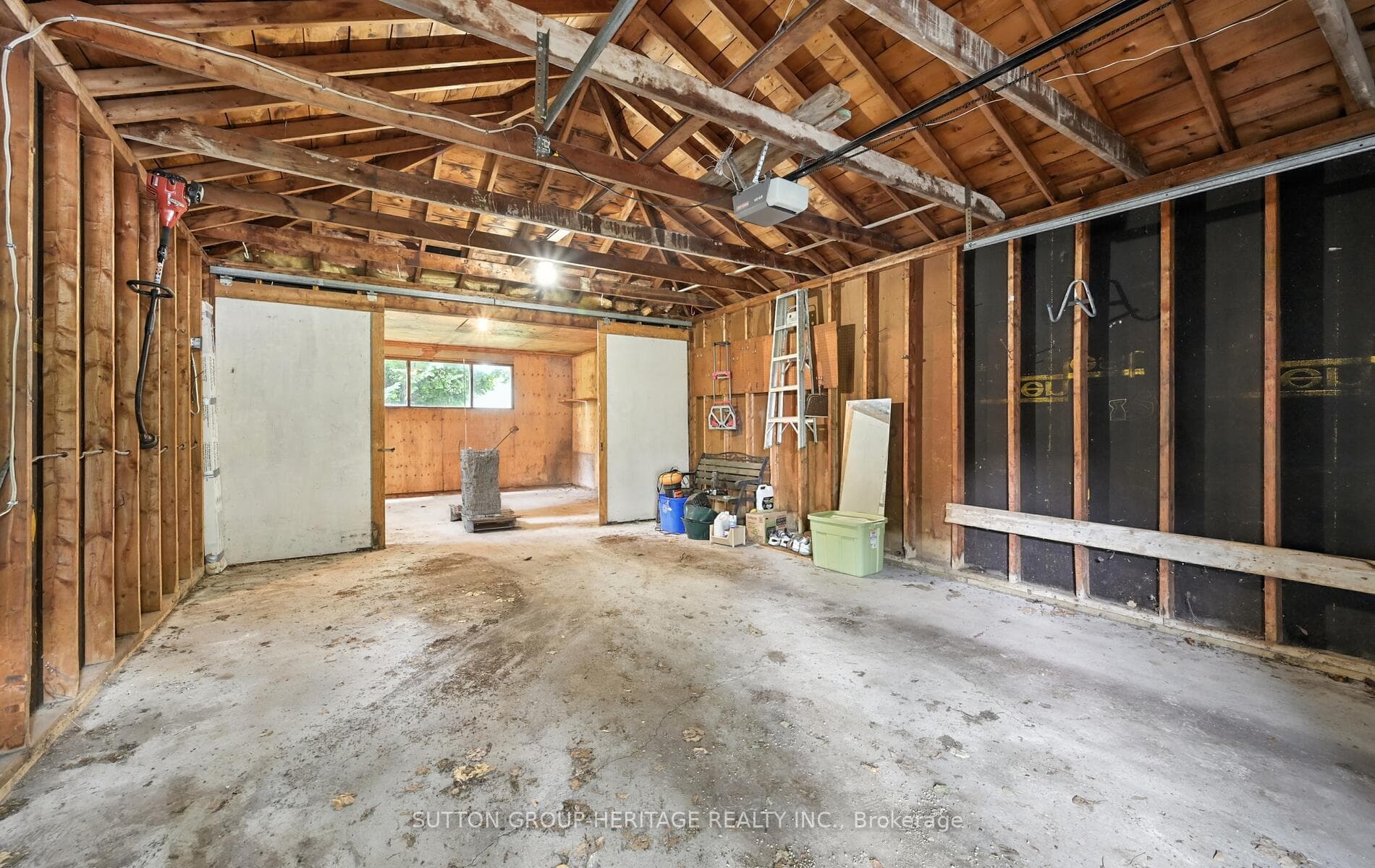405 Columbus Road photo 30