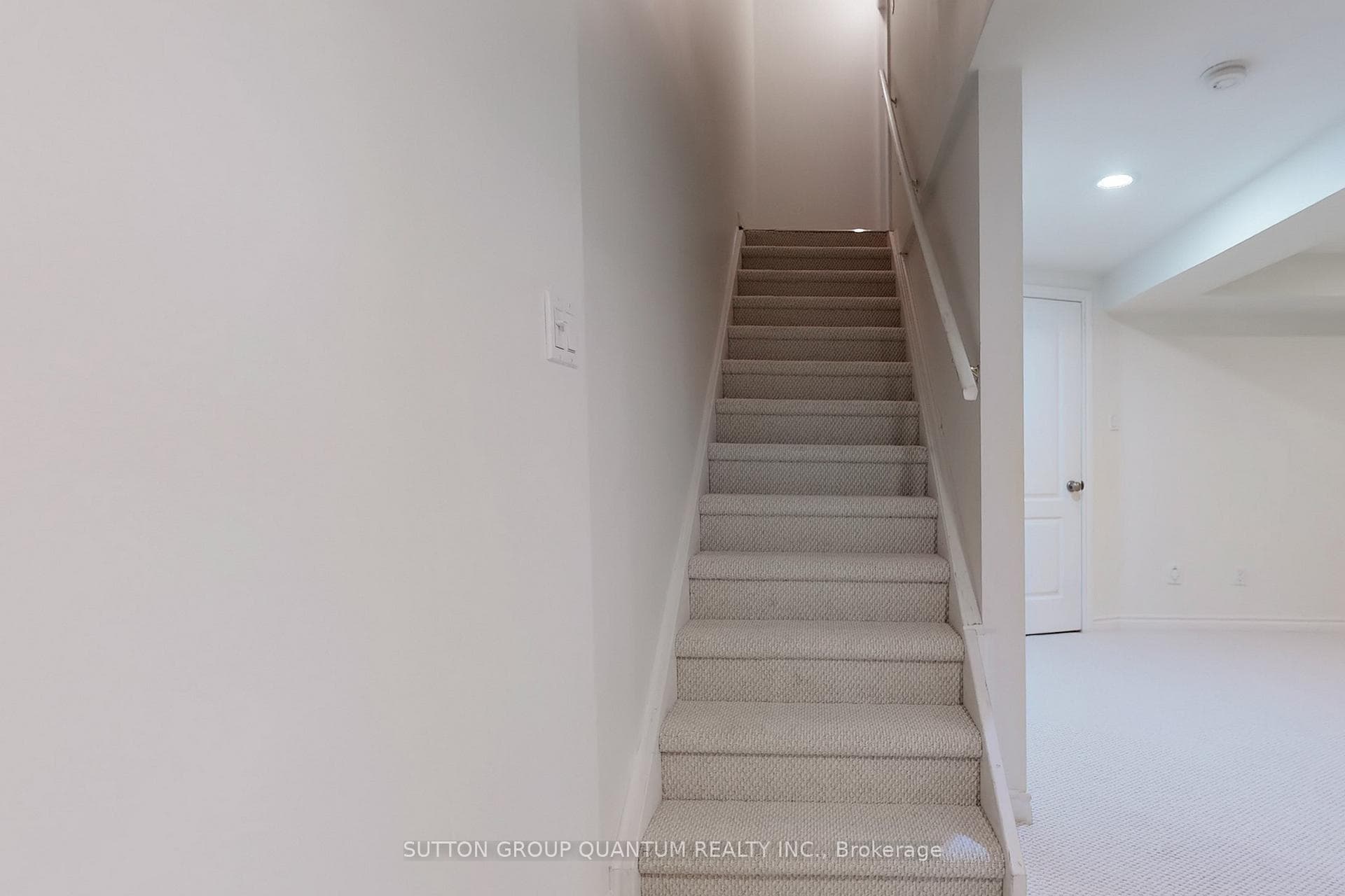 132 John Street photo 26