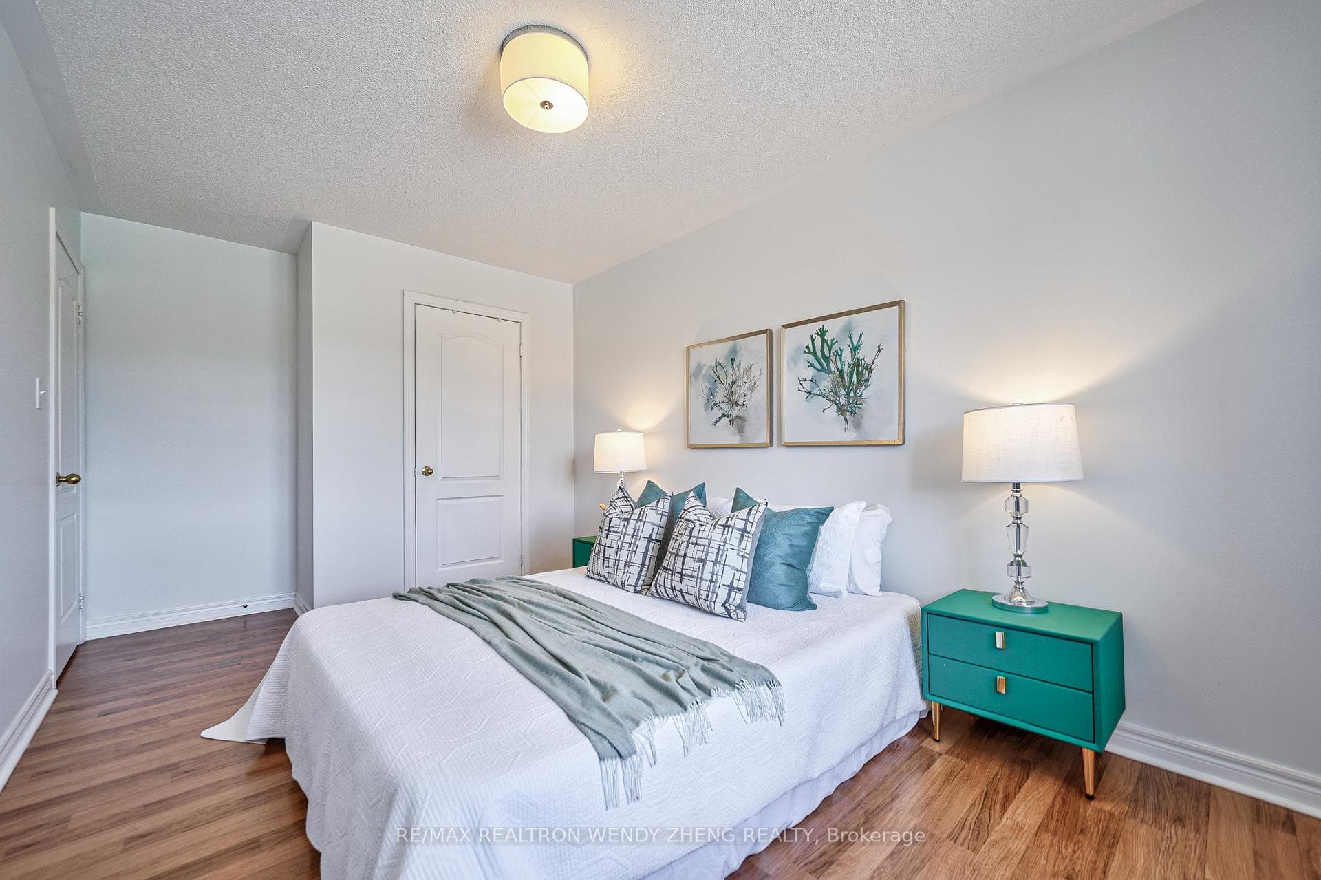 537 Reeves Way Boulevard photo 32