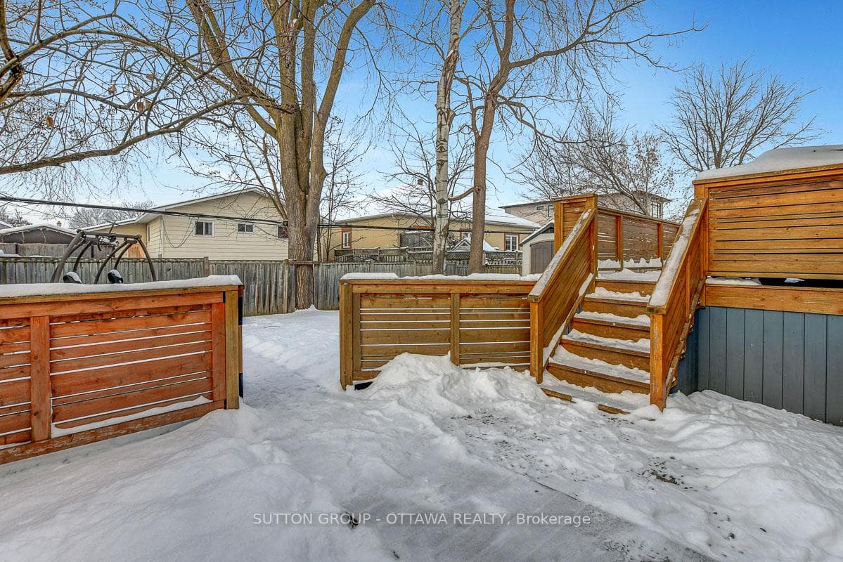 1559 QUEENSDALE Avenue photo 26
