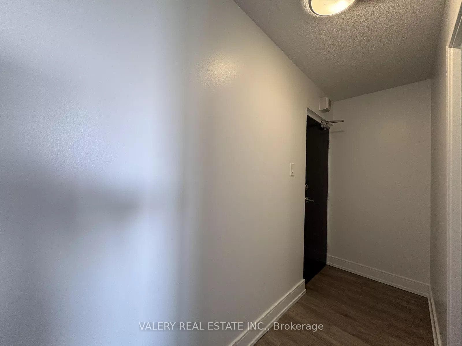 294 Chandler Drive Unit 802 photo 9