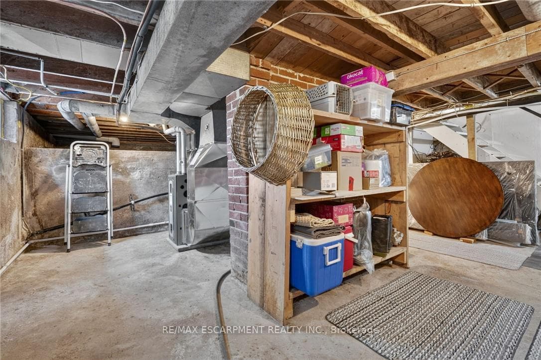 3754 LAKESHORE Road photo 36