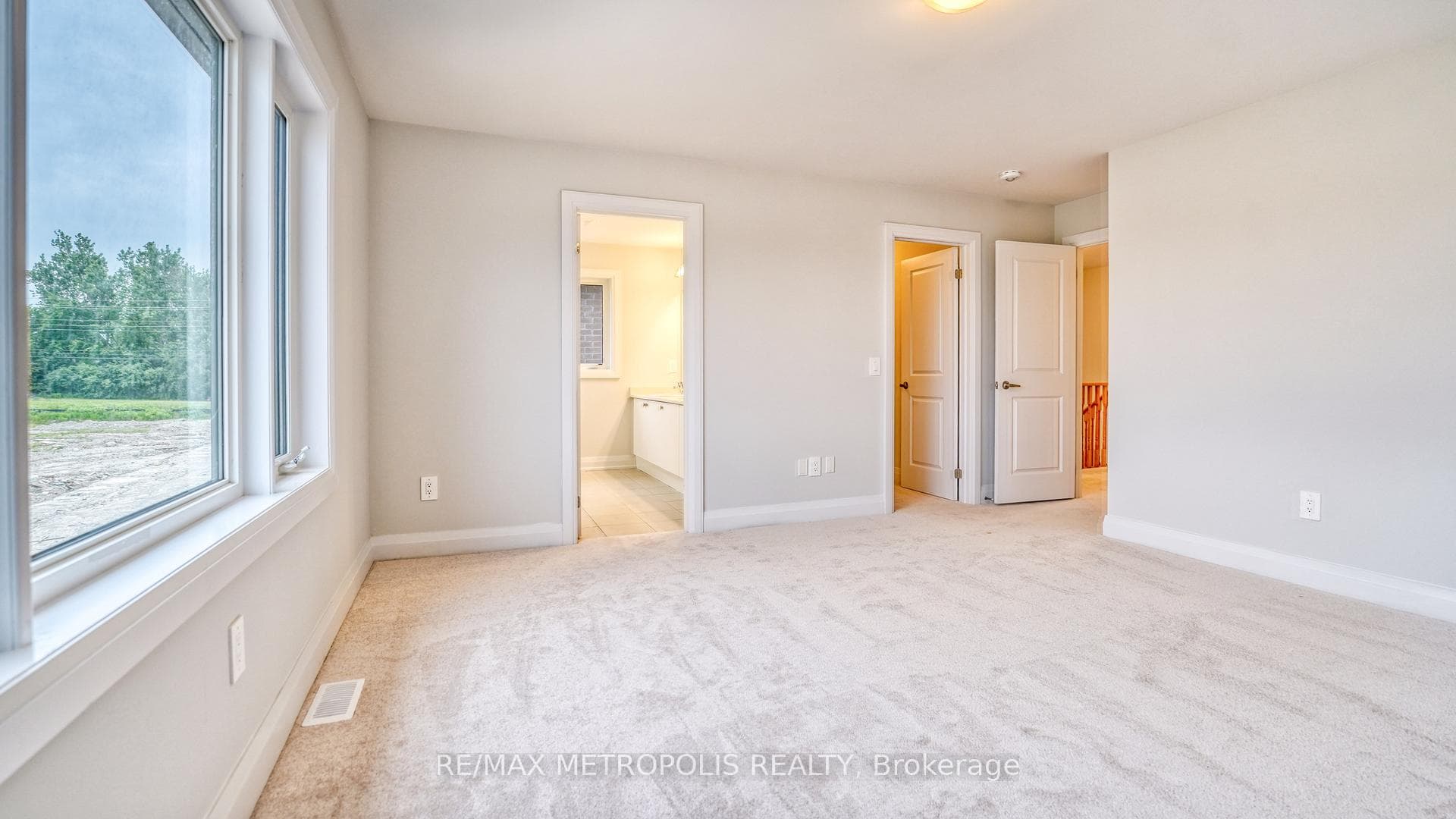 149 St. Joseph Road photo 16