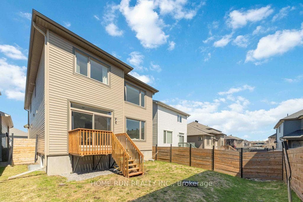 95 Shinny Avenue photo 43