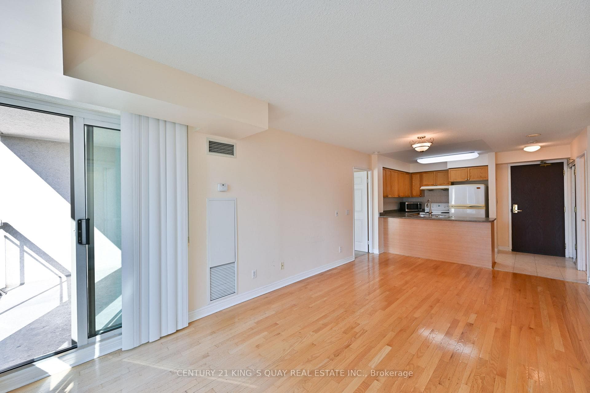 18 Parkview Avenue Unit 907 photo 7