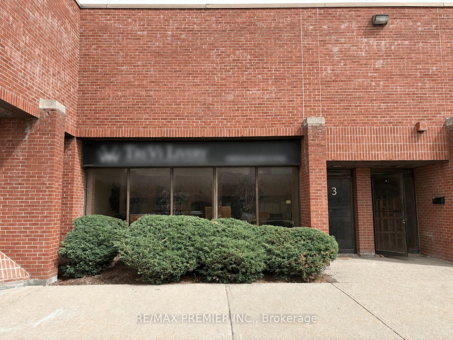4120 Steeles Avenue Unit 3 photo 1